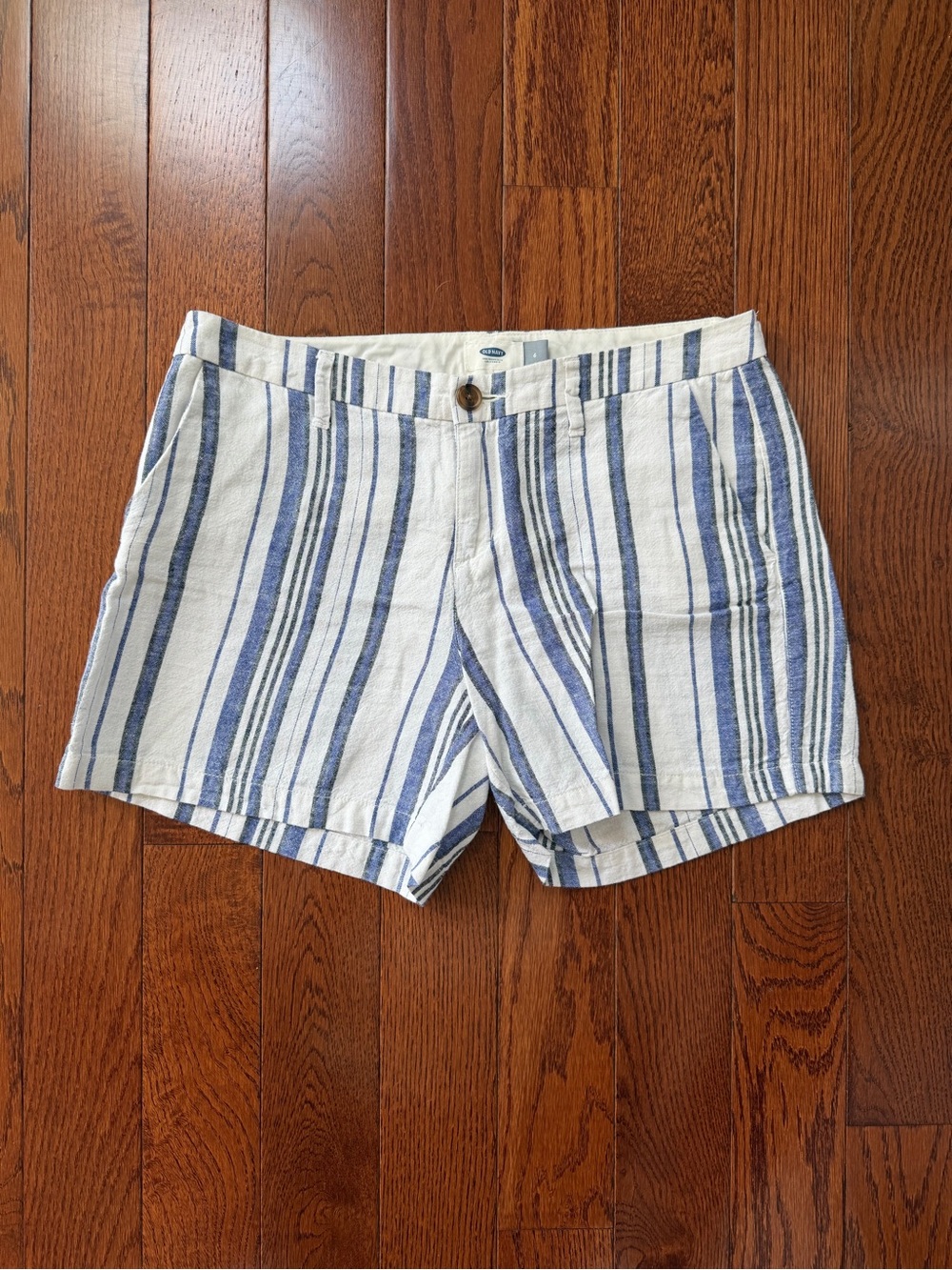 Old Navy White and Blue Striped Summer Shorts